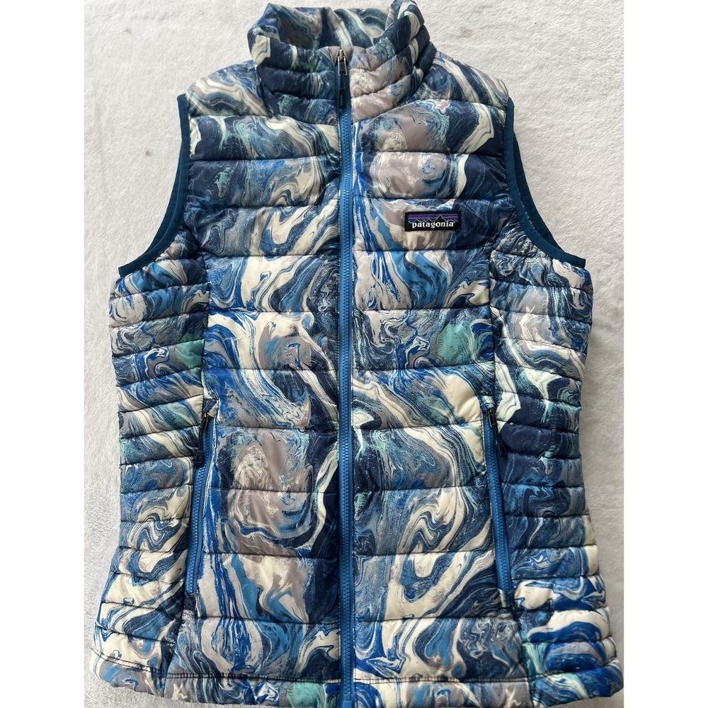 Patagonia Womens Size XS Spell Out Paint Swirl Down Insulated Puffer Vest Jacket